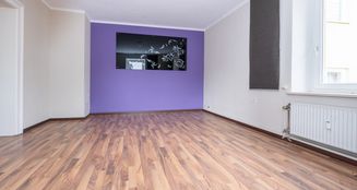 von_poll_real_estate_property_25172006_image_5