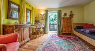 von_poll_real_estate_property_25172007_image_6