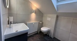 von_poll_real_estate_property_25172015_image_6