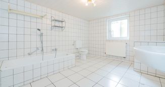 von_poll_real_estate_property_25172009_image_6
