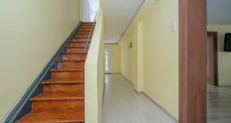 von_poll_real_estate_property_25172010_image_4