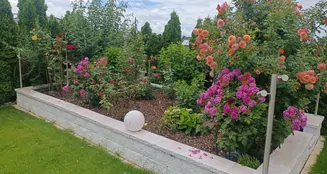 von_poll_real_estate_property_25172011_image_3