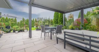 von_poll_real_estate_property_25172011_image_2