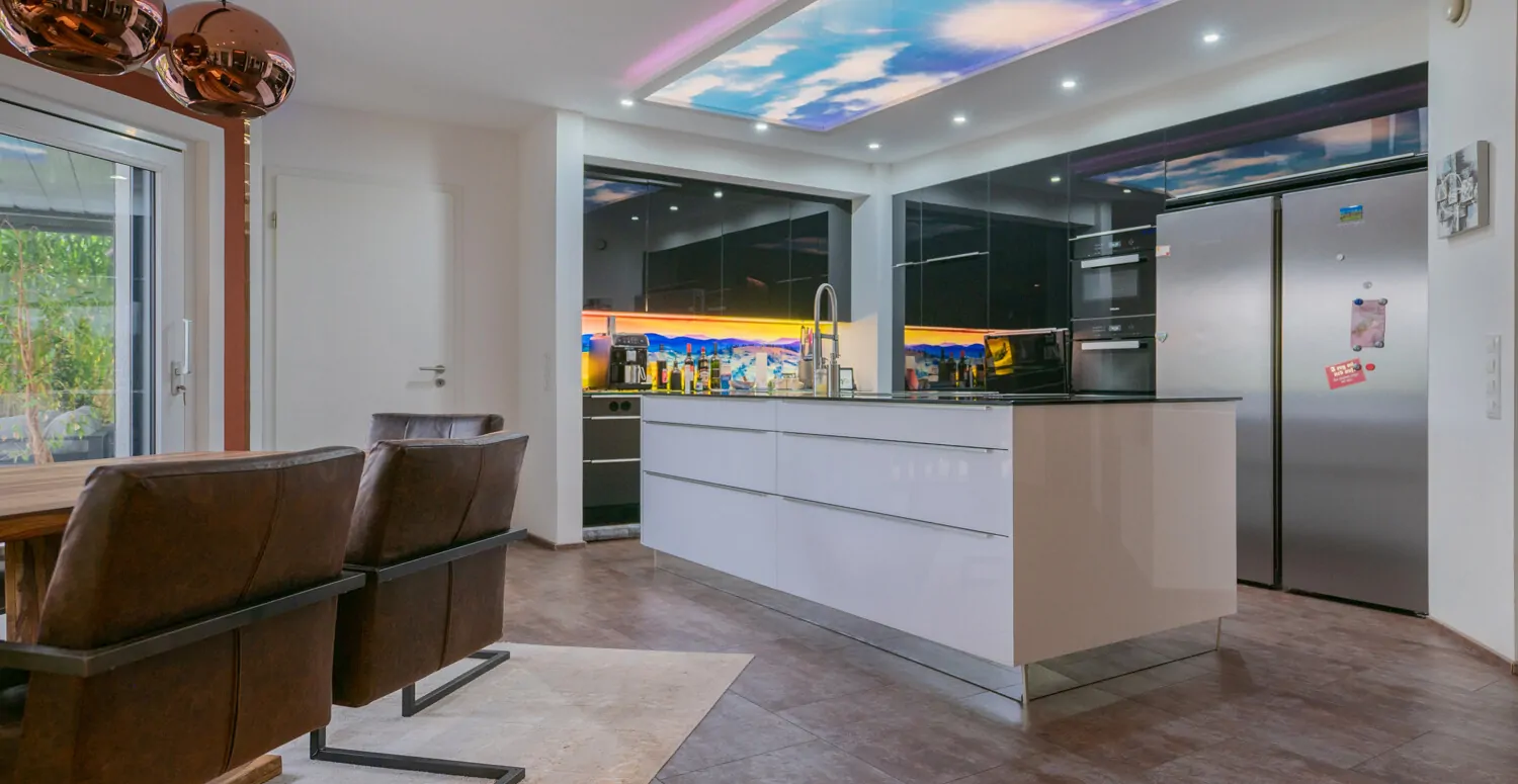 Hochwertige Einbauküche