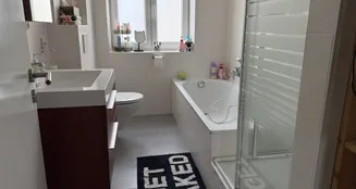 von_poll_real_estate_property_25172014_image_7