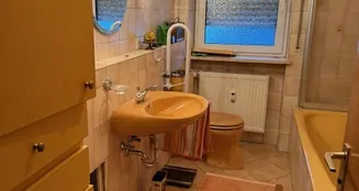 von_poll_real_estate_property_25172024_image_3