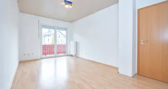 von_poll_real_estate_property_25172012_image_11