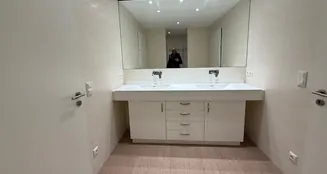 von_poll_real_estate_property_25172018_image_5