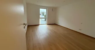 von_poll_real_estate_property_25172019_image_3