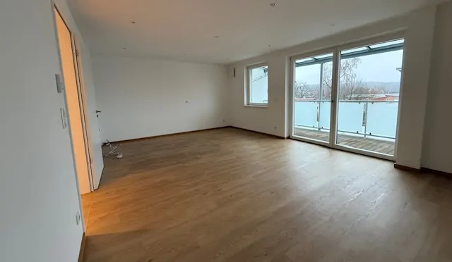 Wohnbereich mit Küche 2 Zimmer Ost