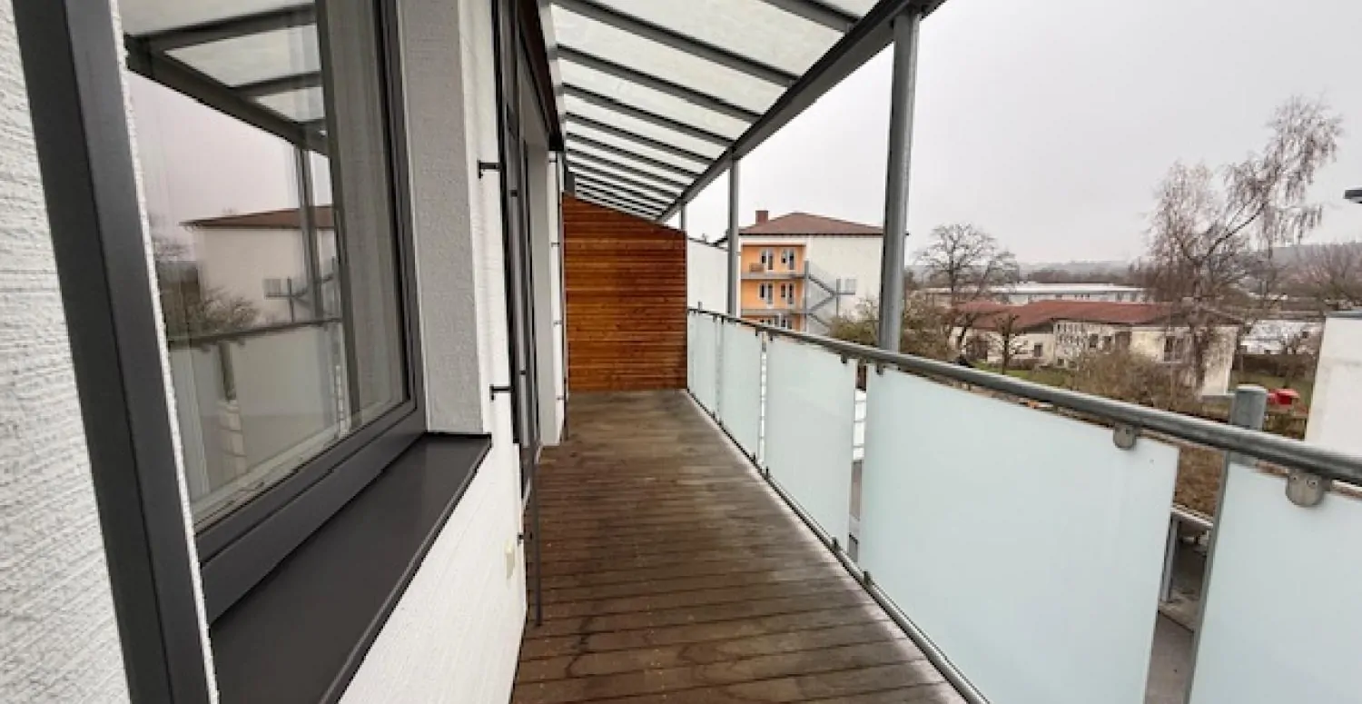 Titelbild 2 Zimmer West