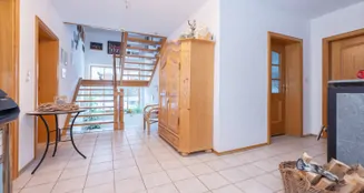 von_poll_real_estate_property_26172001_image_24