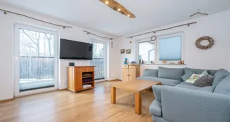 von_poll_real_estate_property_26172001_image_16