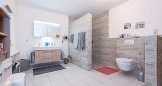 von_poll_real_estate_property_26172001_image_30