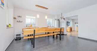 von_poll_real_estate_property_26172001_image_12