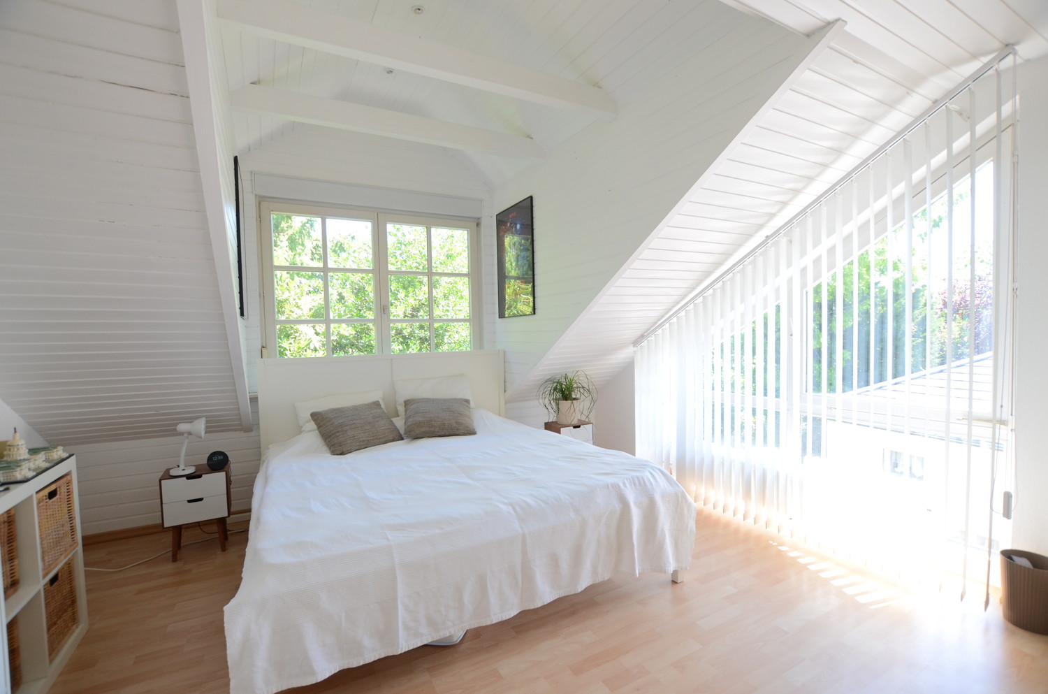 Schlafzimmer 1