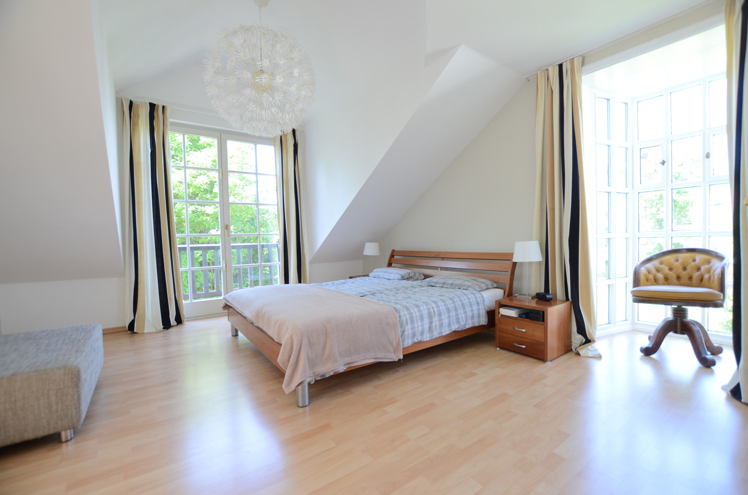 Schlafzimmer 2