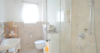 von_poll_real_estate_property_25110010a_image_10