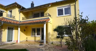 von_poll_real_estate_property_25110027_image_0