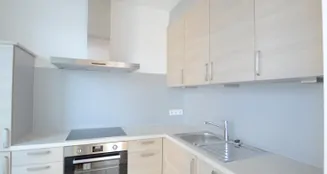 von_poll_real_estate_property_26110004_image_3