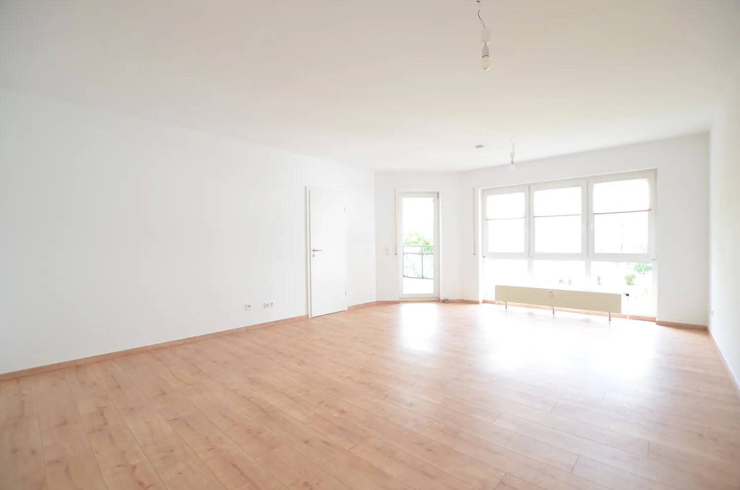 Helle, gut geschnittene 3-Zimmerwohnung mit Tiefgarage und Lift. - Foto 2