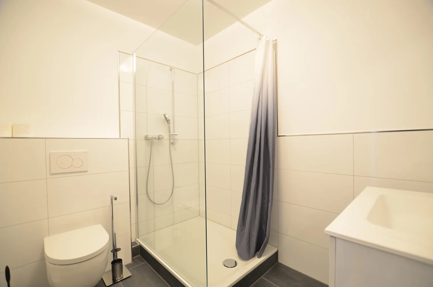Helle, gut geschnittene 3-Zimmerwohnung mit Tiefgarage und Lift. - Foto 4