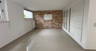 von_poll_real_estate_property_25110017_image_1