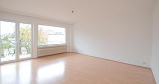 von_poll_real_estate_property_25110015_image_0