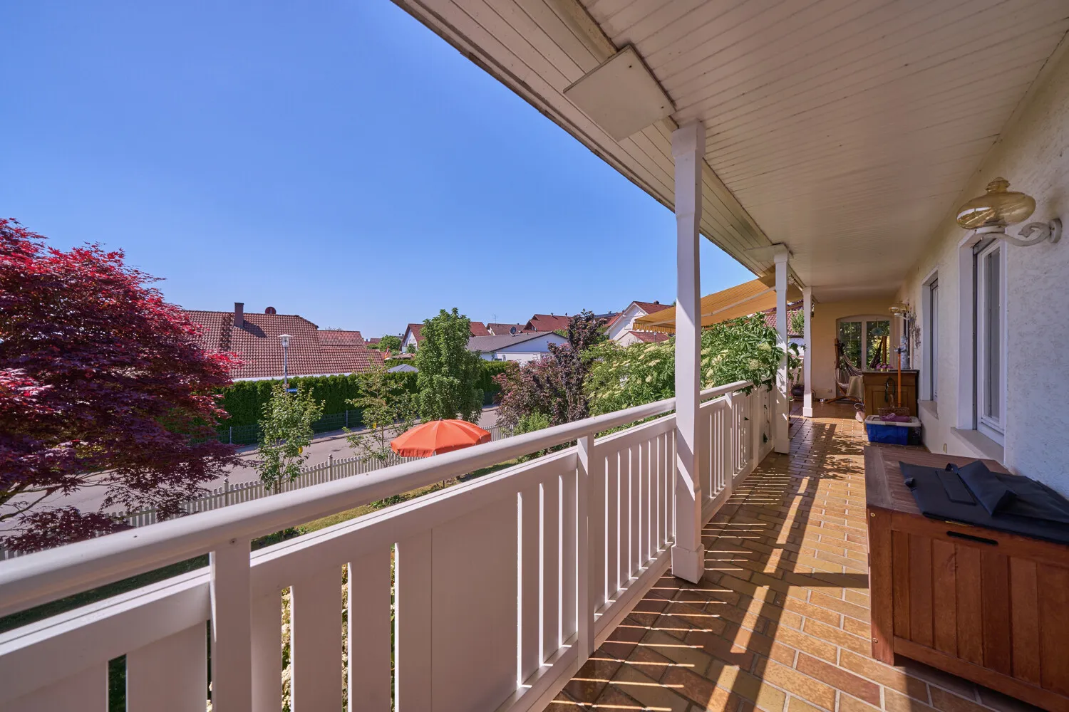 Balkon EG