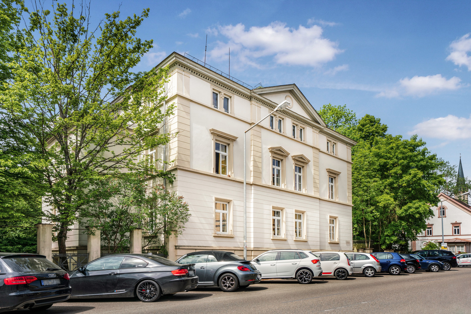 Straßenansicht