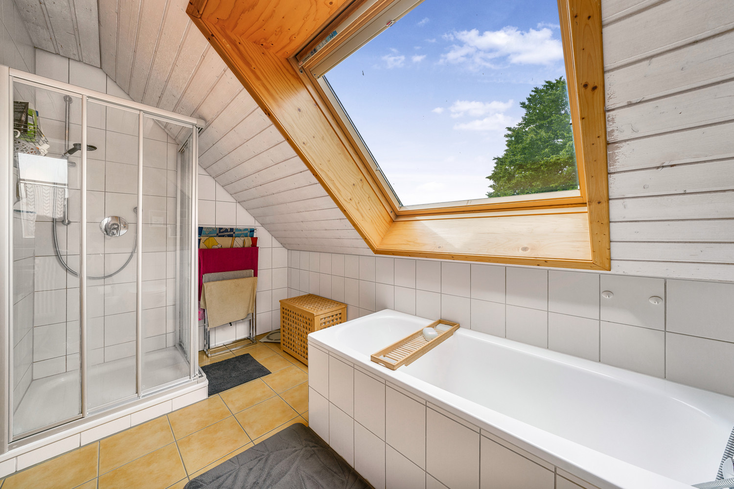 Badezimmer DG