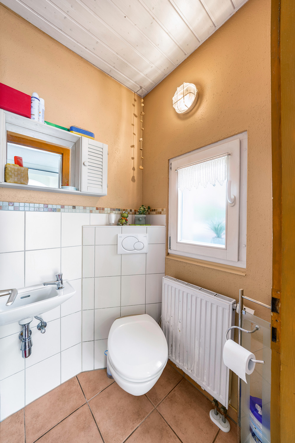 Gäste-WC EG