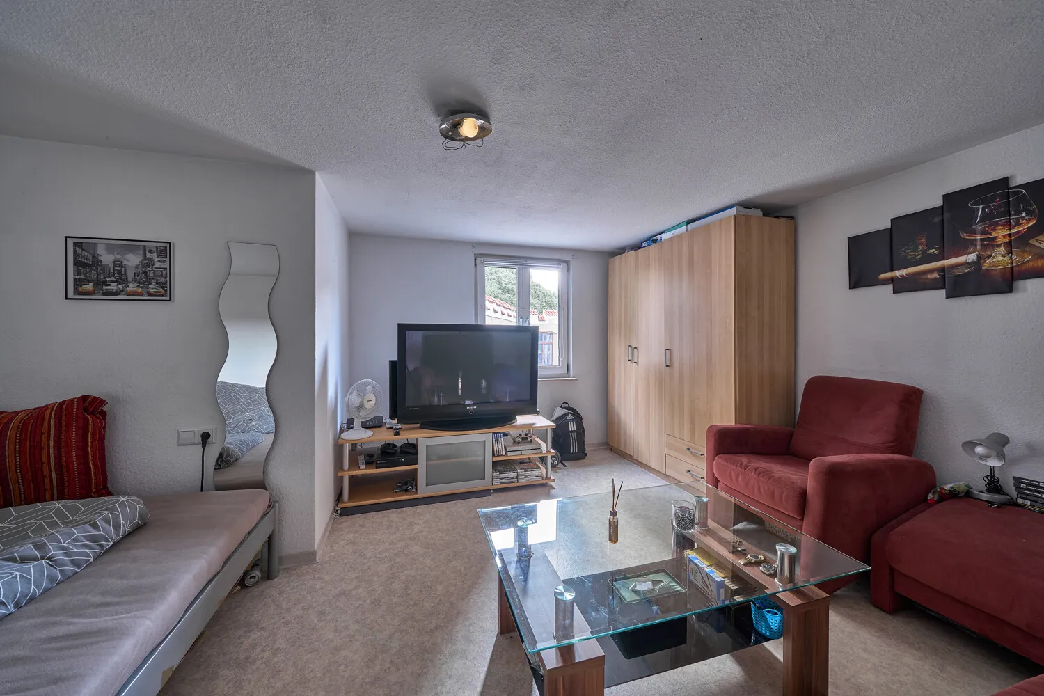 Wohn- und Schlafzimmer WE II EG