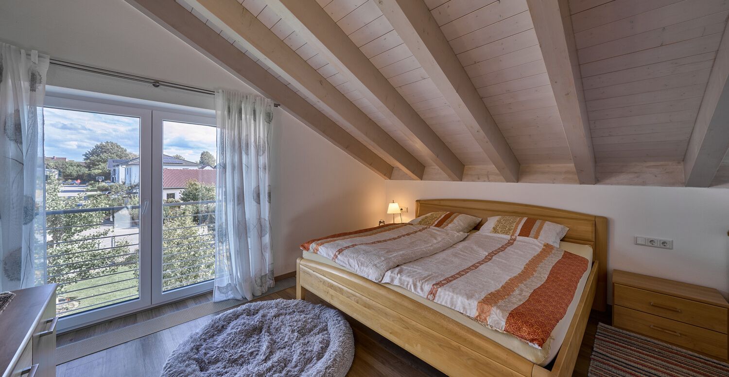 Schlafzimmer I DG