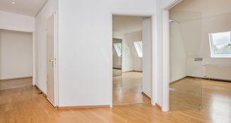 von_poll_real_estate_property_25071038_image_2