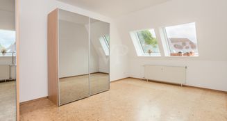 von_poll_real_estate_property_25071038_image_5