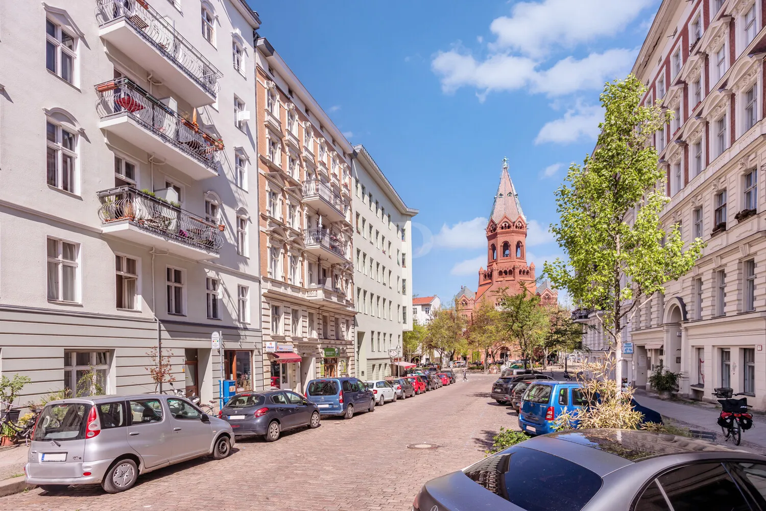 Straßenansicht