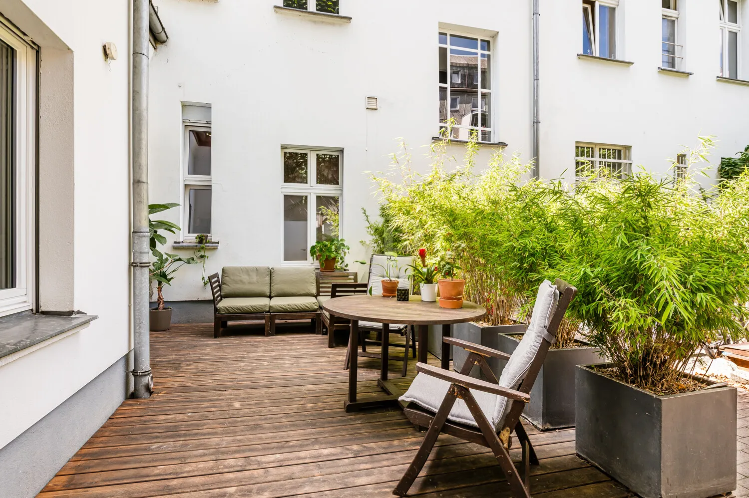 Terrasse an der Wohnung