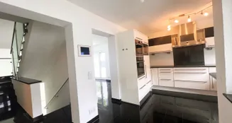 von_poll_real_estate_property_25258003_image_4