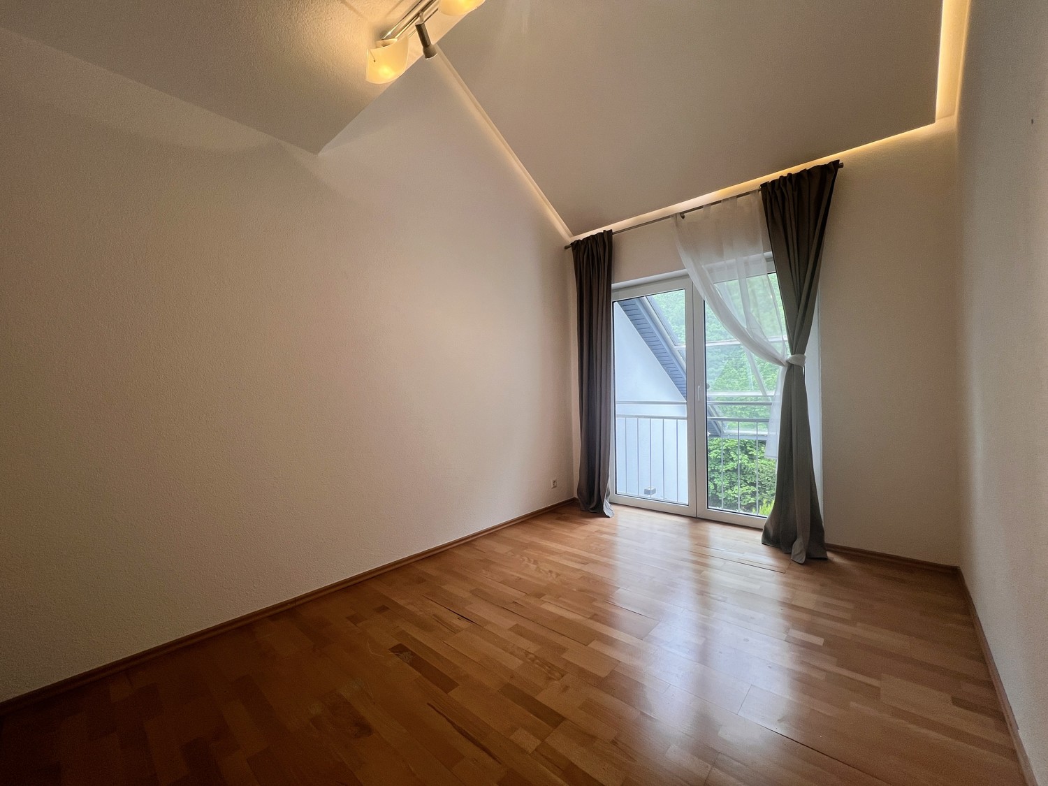 Zimmer 1. OG