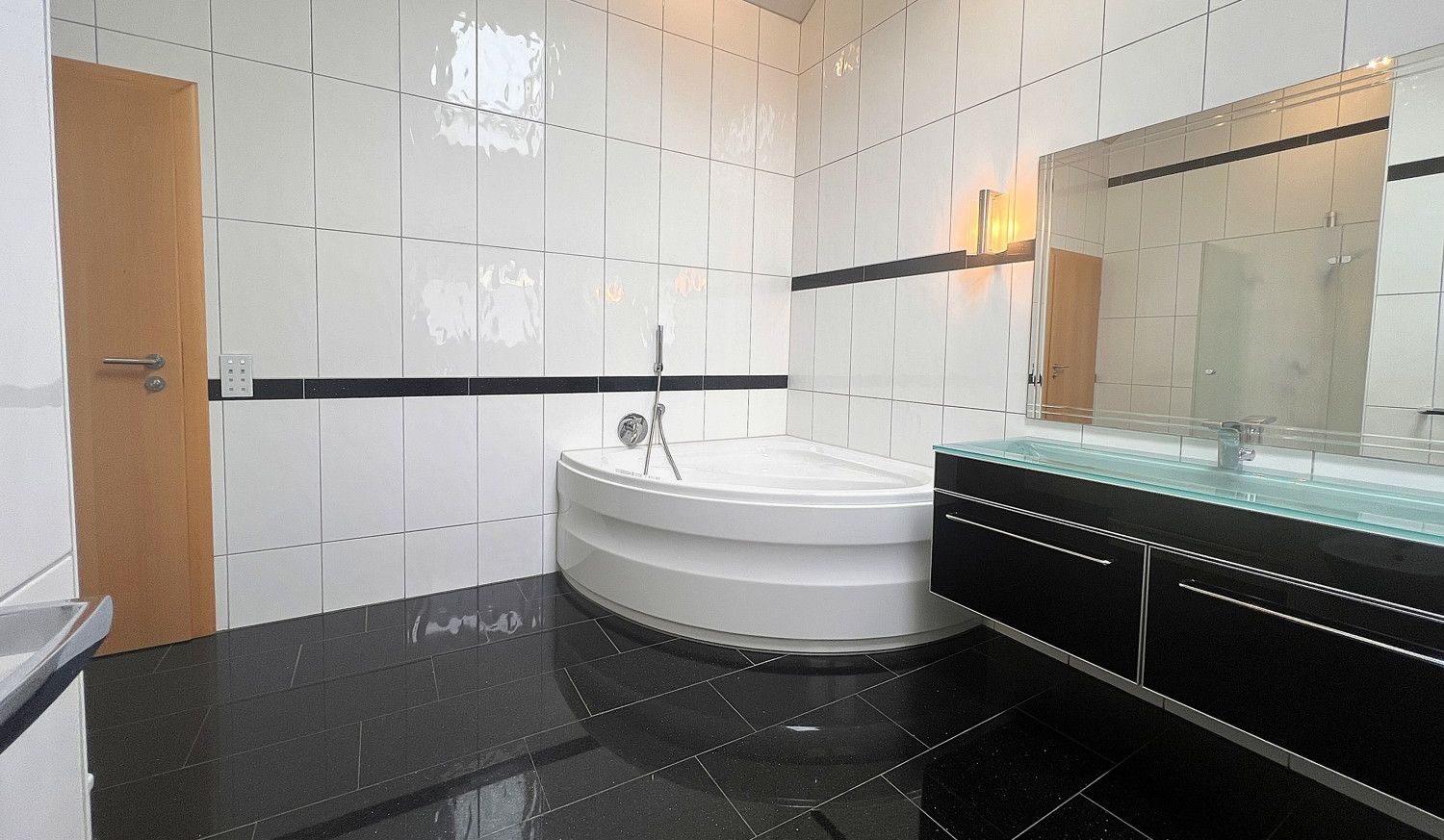 Hauptbadezimmer