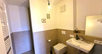 von_poll_real_estate_property_25258016_image_12