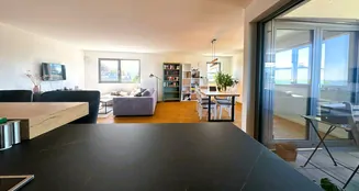 von_poll_real_estate_property_25258016_image_0