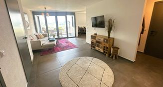von_poll_real_estate_property_25258014_image_2