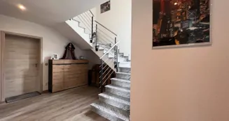 von_poll_real_estate_property_25258013_image_7