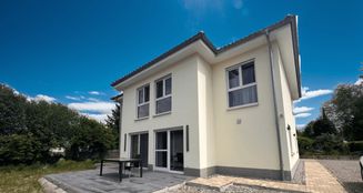 von_poll_real_estate_property_25258013_image_0