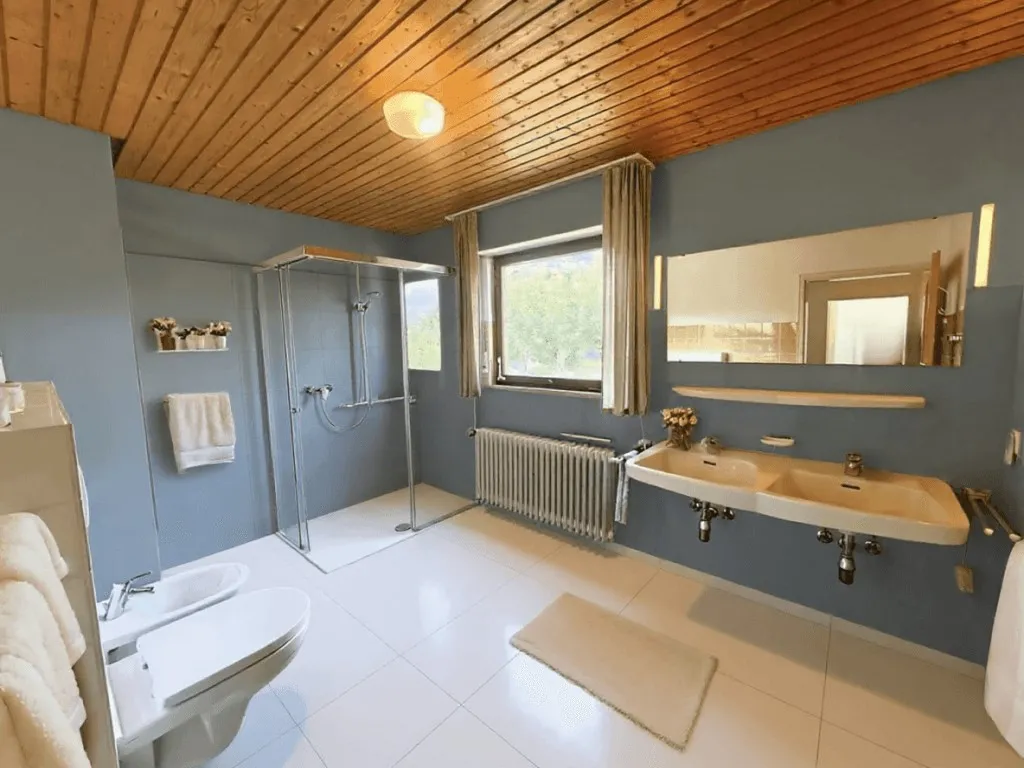 Badezimmer KI animiert