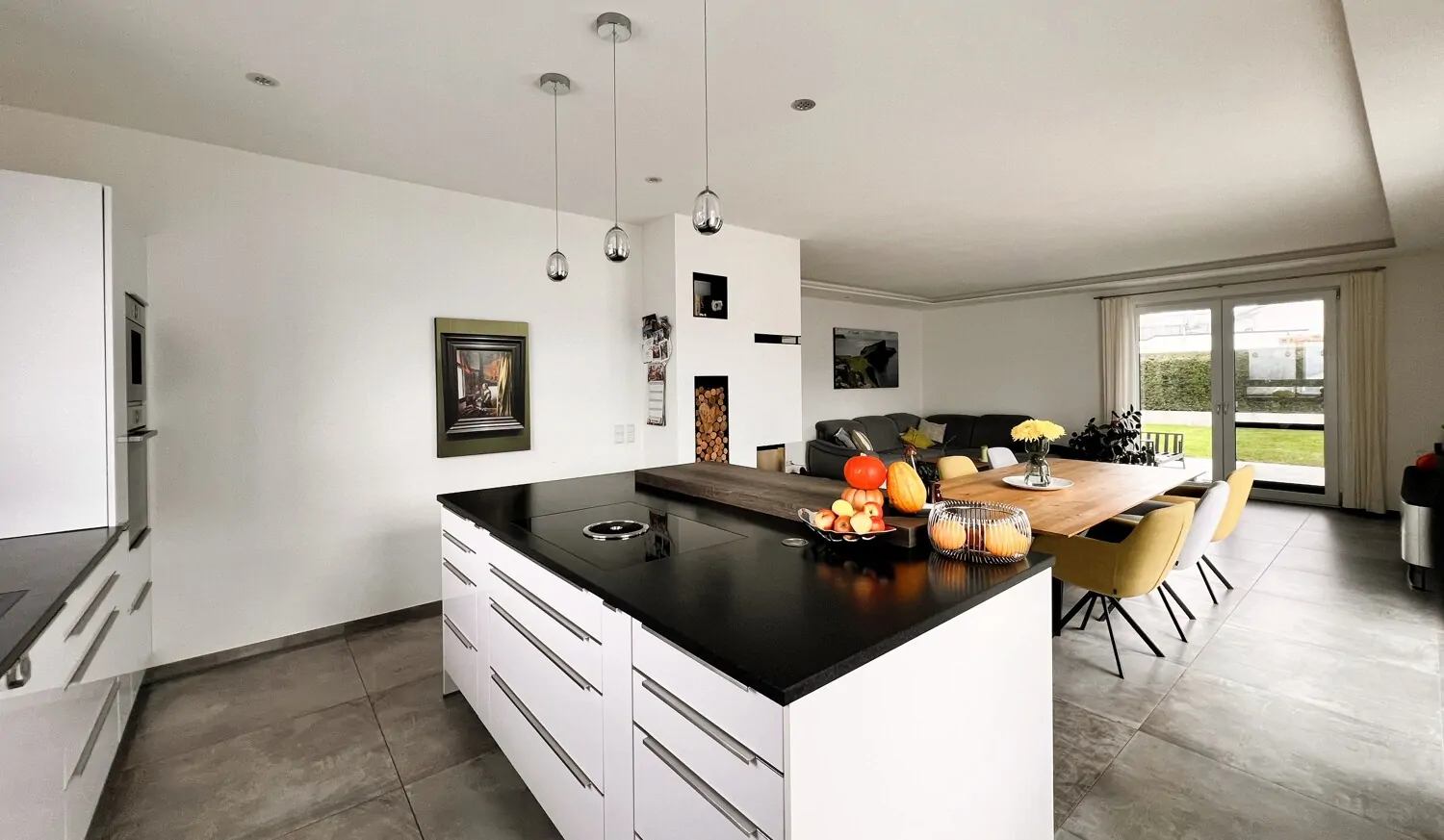 Küche Richtung Wohnbereich