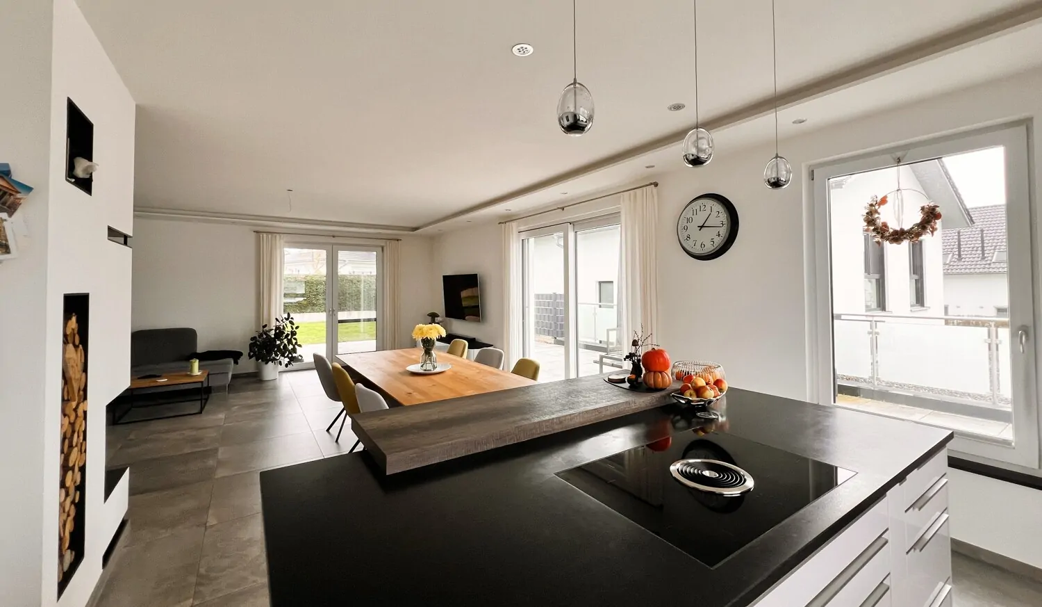 Küche Richtung Wohnbereich