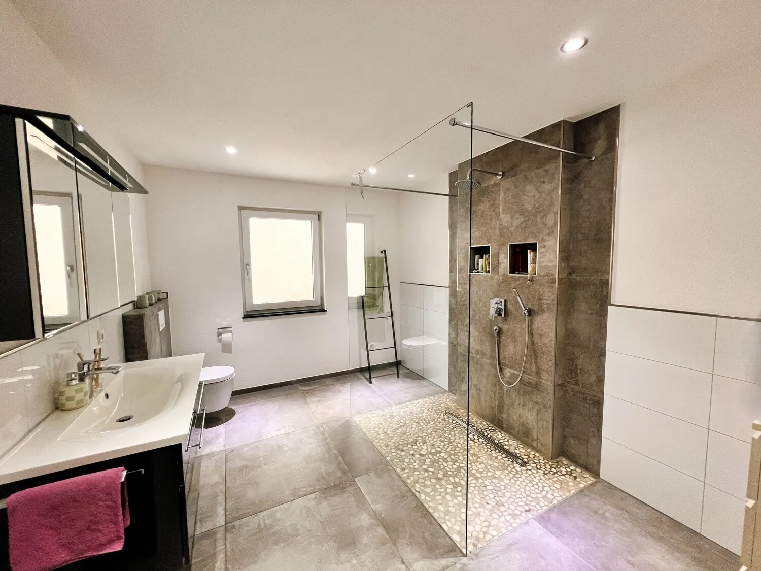 Badezimmer EG